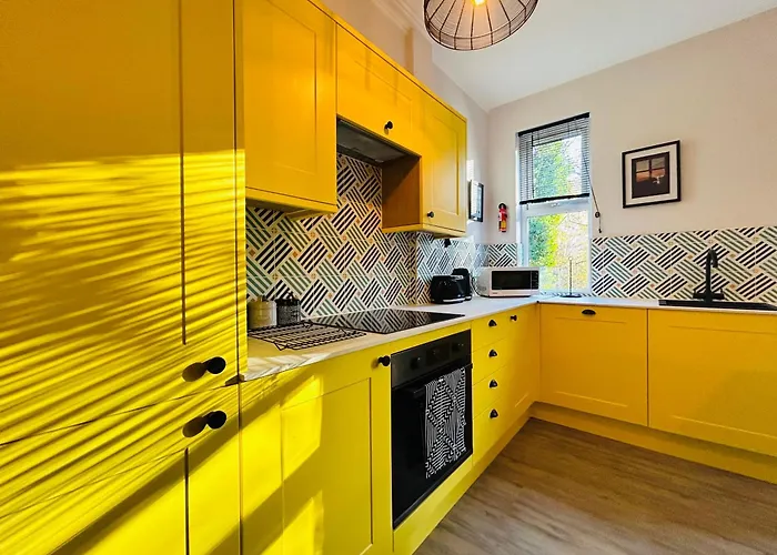 Park Mount Residences - Luxury 3 Bedroom Flat In Leeds With Free Parking